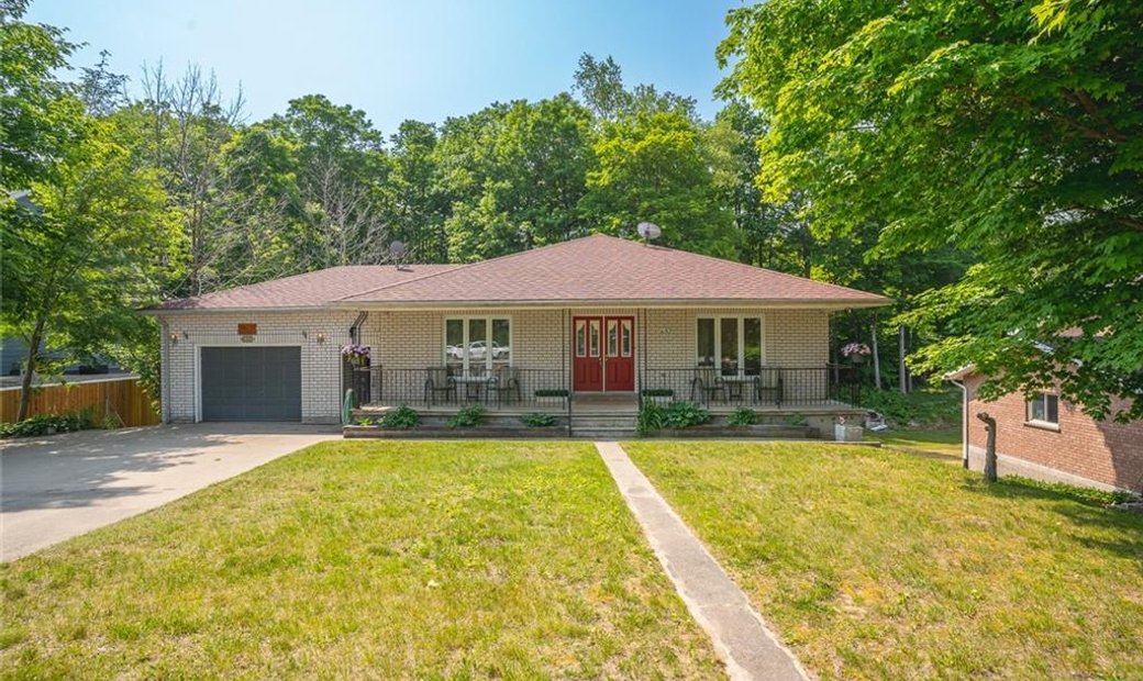 632 Bannister Drive In Sauble Beach, Ontario, Canada For Sale (12972068)