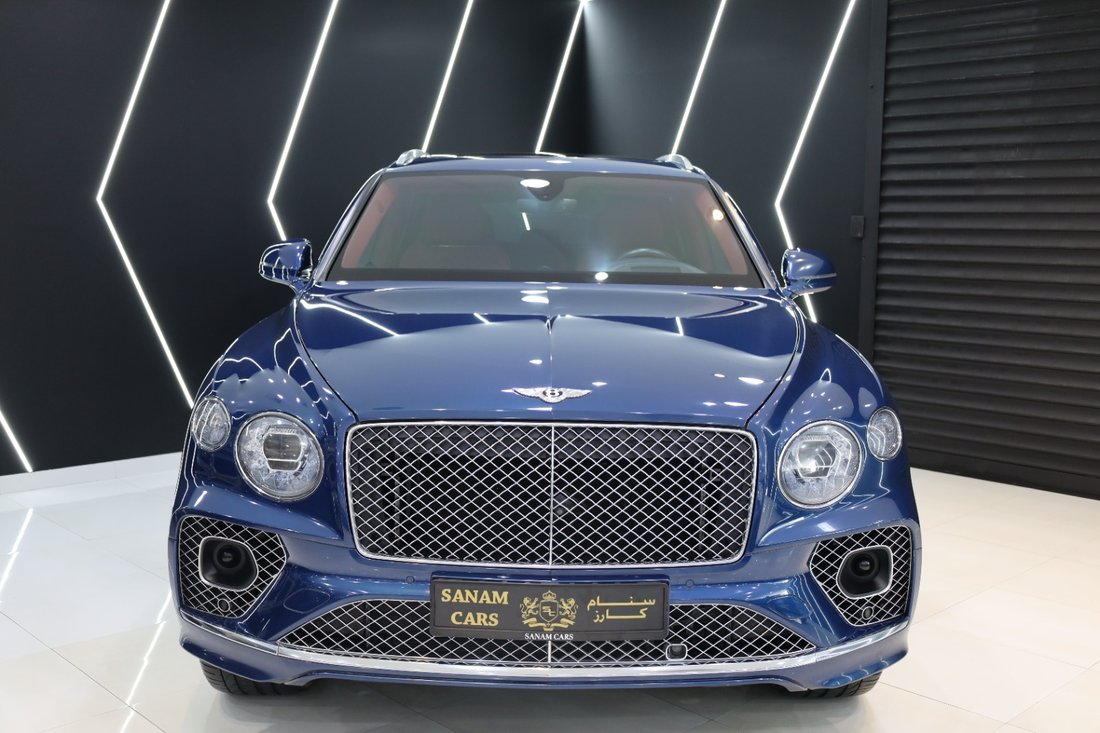 Suv in Dubai, Dubai, United Arab Emirates 2 - 12596199