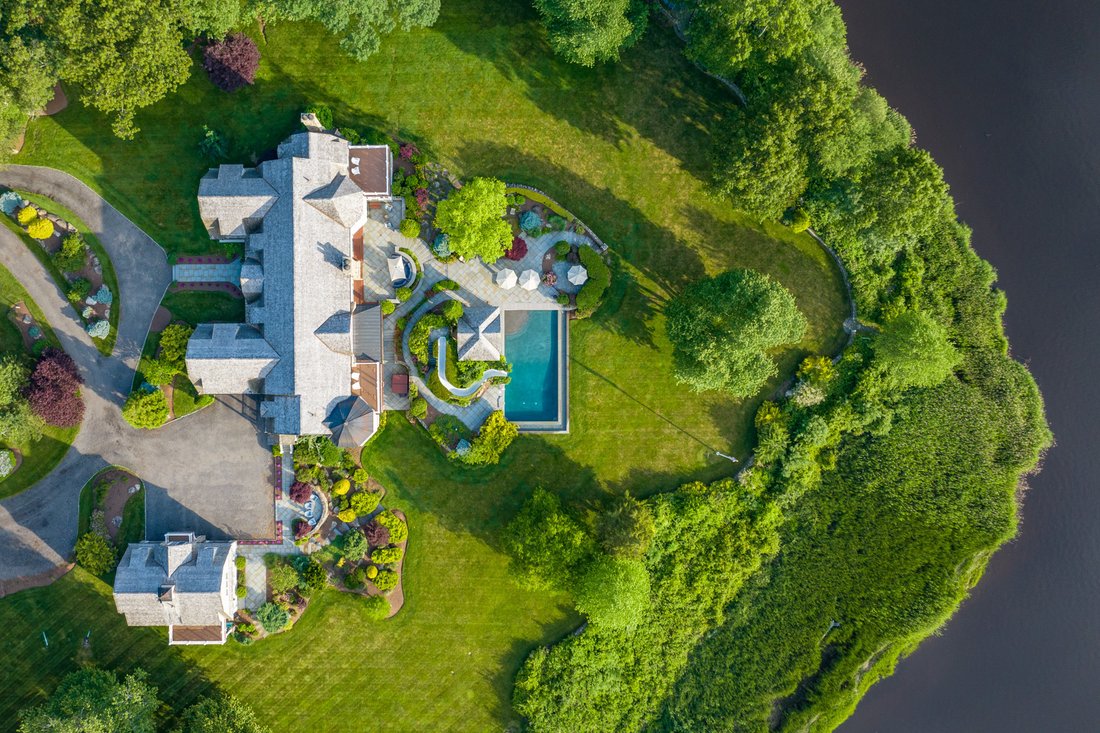 1 Old Farm Rd In Berkley, Massachusetts, United States For Sale (12964845)