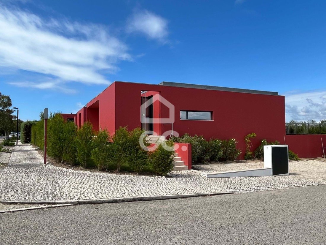 Detached Villa V3 With Pool, Inserted In In óbidos, Leiria District, Portugal For Sale (12973166)