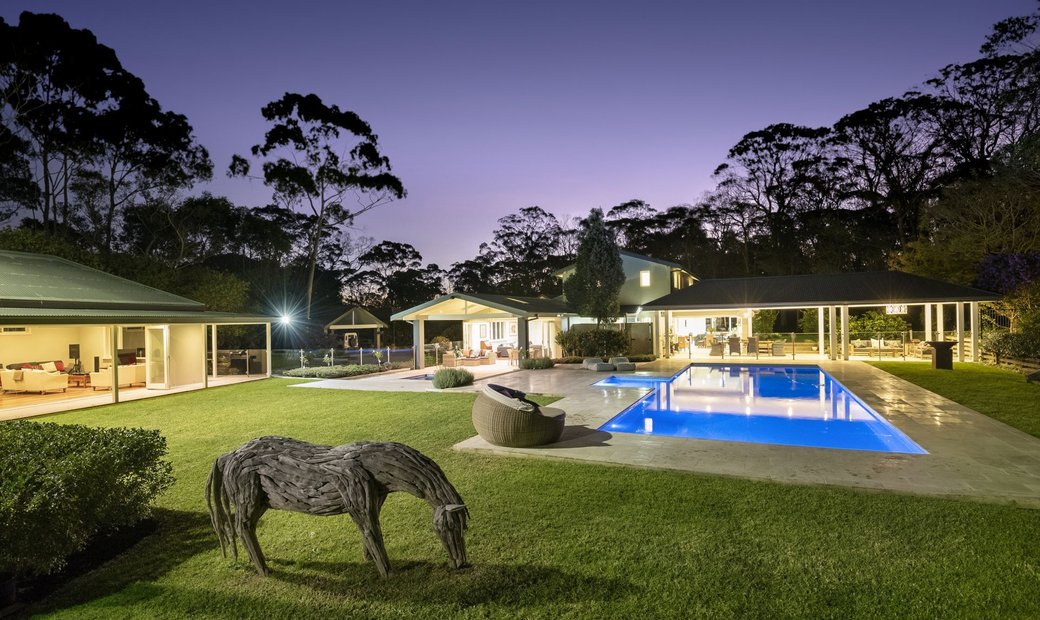 A Very Private Acreage Lifestyle In Duffys Forest, New South Wales
