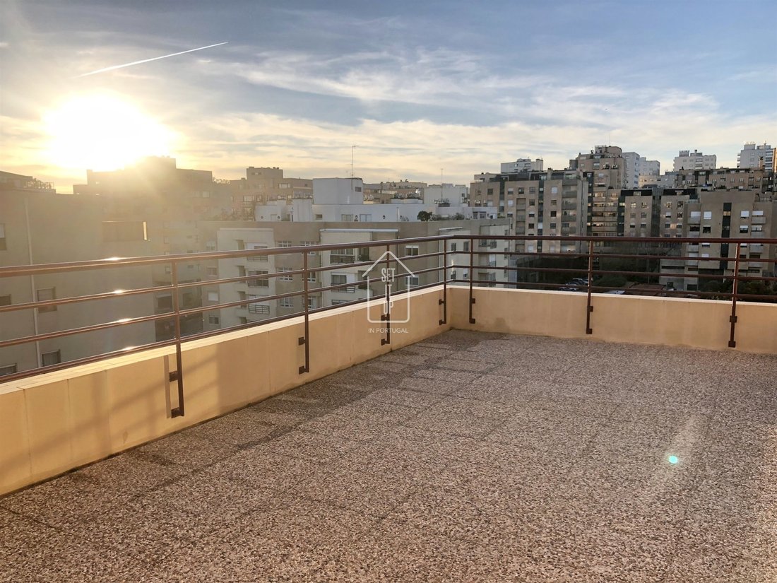 Apartment in Ramalde, Porto District, Portugal 1 - 12974437