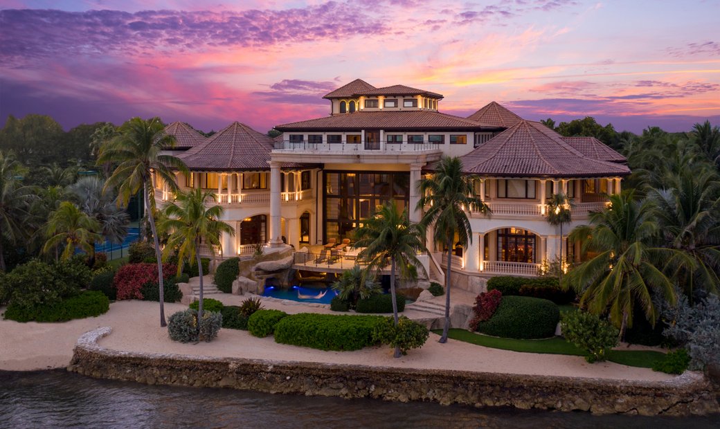 Castillo Caribe In George Town, George Town, Cayman Islands For