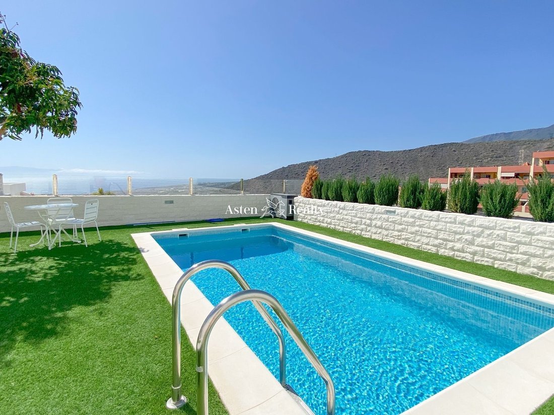 Costa Adeje Terraced House In Costa Adeje, Spain For Sale (12974738)