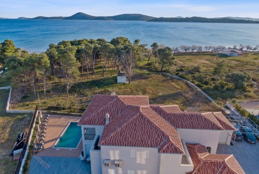 Villa in Gradska cetvrt Varos, Sibenik, Sibenik-Knin County 2 - 12973503