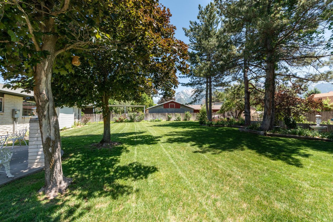 Hobby Farmer's And Gardener's Paradise In The In Sandy, Utah, United