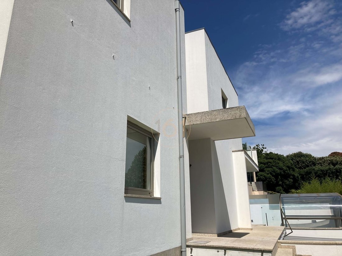 Villa in Aldoar, Foz do Douro e Nevogilde, Porto District, Portugal 1 - 12973151