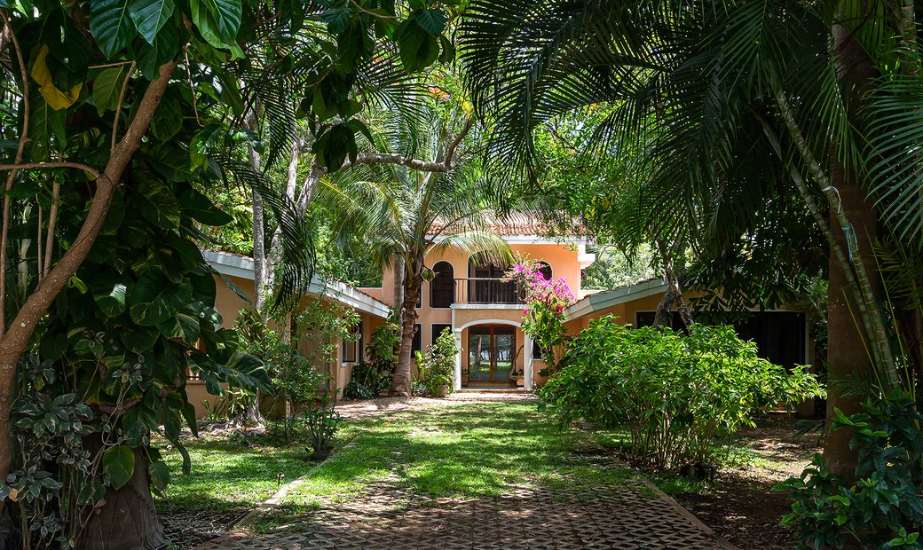 La Ceiba Golf Course View House In Front Of Hole In La Ceiba, Yucatan