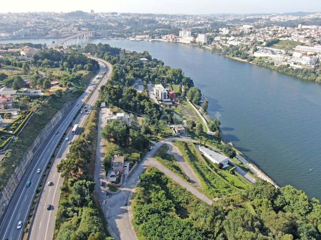 Land in Oliveira do Douro, Porto District, Portugal 2 - 12855764
