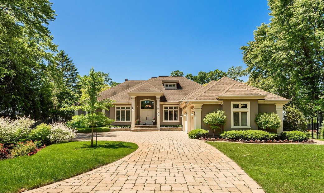 Senneville, Montréal In Senneville, Quebec, Canada For Sale (12976227)