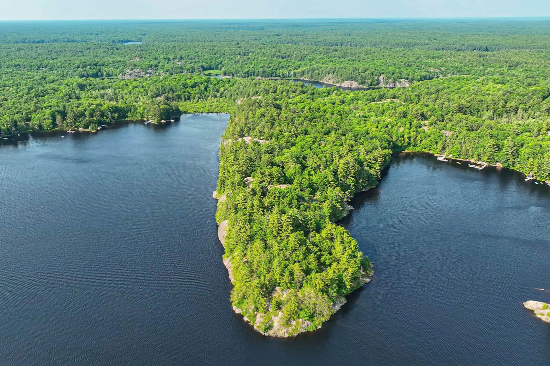Kahshe Lake Legacy Lands In Gravenhurst, Ontario, Canada For Sale
