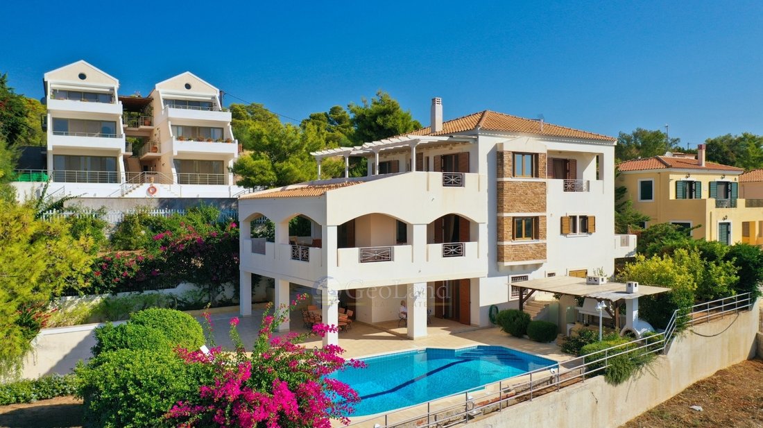 Villa in Koinotita Portoxeliou, Kranidi, Greece 1 - 12977393