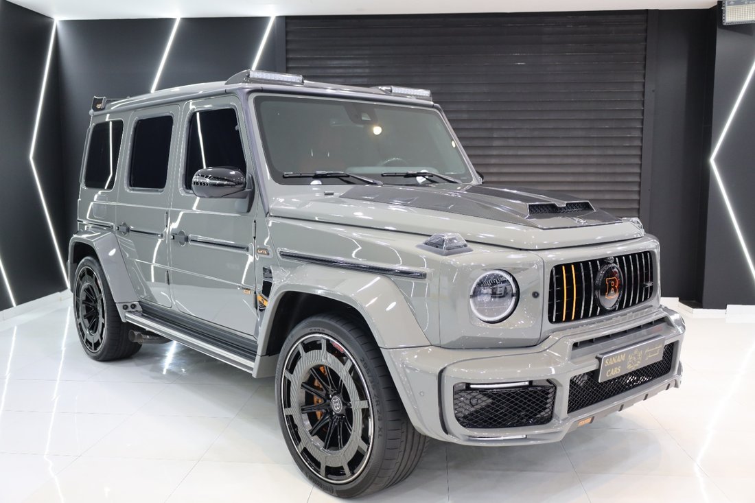 Suv in Dubai, Dubai, United Arab Emirates 3 - 12978496