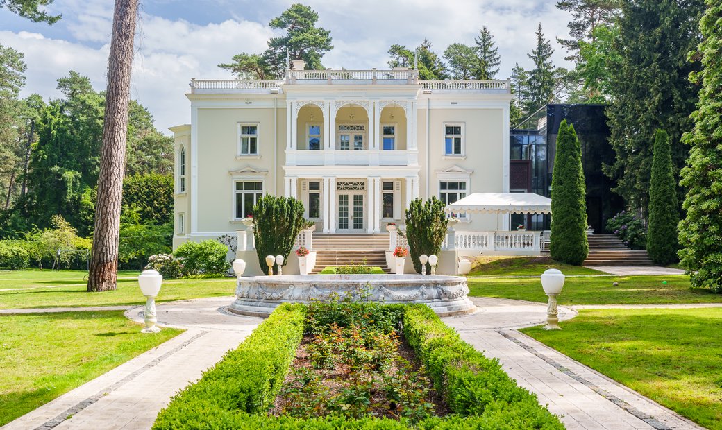 Exclusive Mansion In Jurmala In Jūrmala, Latvia For Sale (12978498)