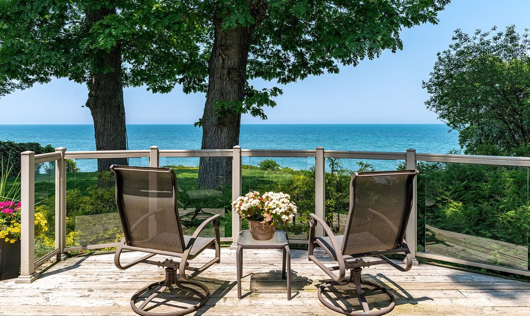 Your Waterfront Retreat.... In Niagara On The Lake, Ontario, Canada For