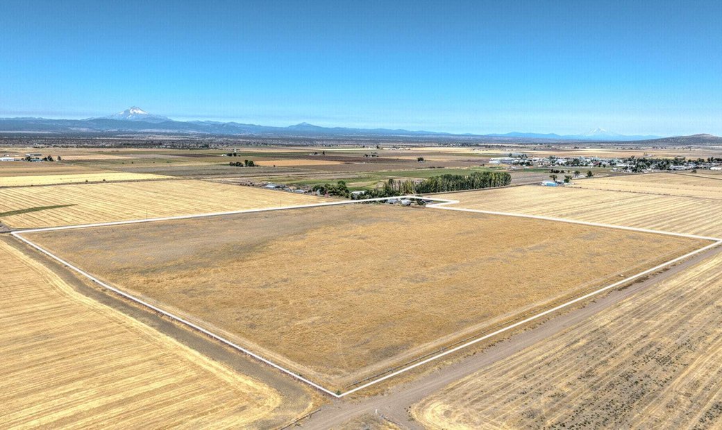 Jefferson View Hobby Farm In Culver, Oregon, United States For Sale