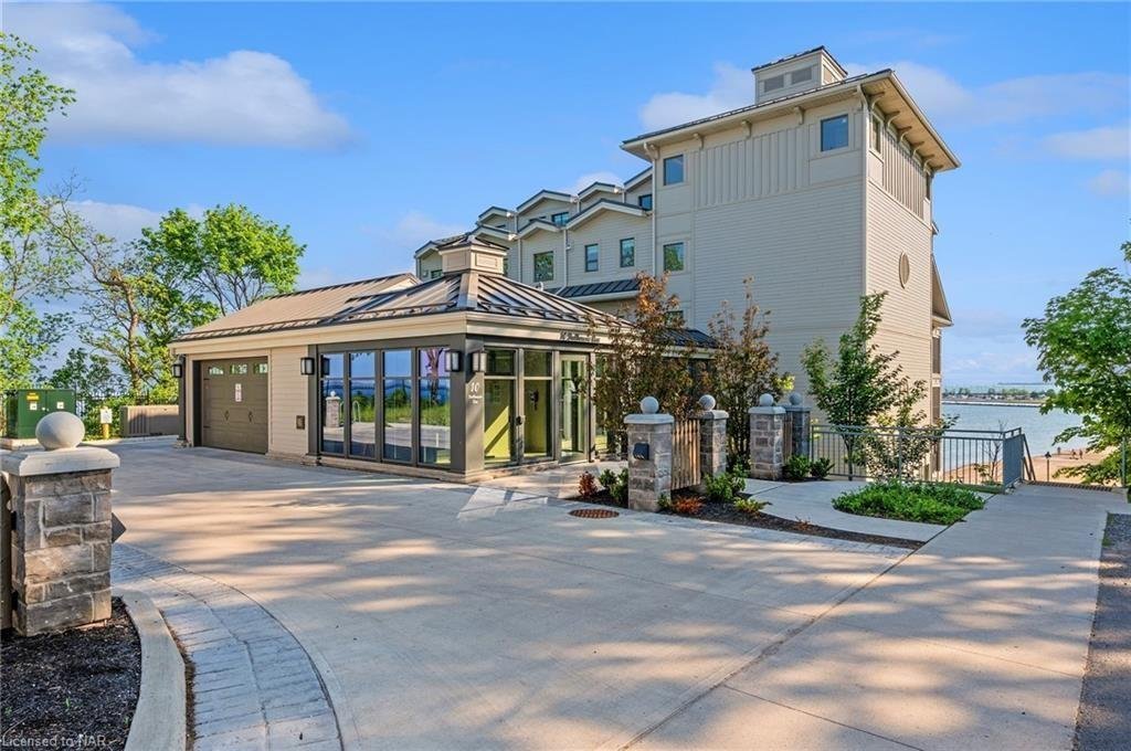 To Your Very Own Luxury Lakefront In St. Catharines, Ontario
