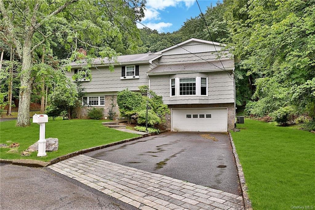 10 Cayuga Lane, Irvington, Ny, 10533 In Irvington, New York, United States For Sale (12978826)