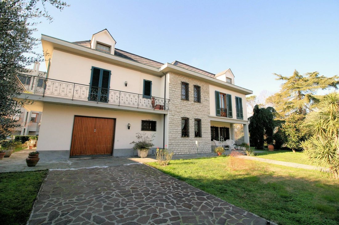 Villa in Santa Croce sull'Arno, Tuscany, Italy 3 - 12980622