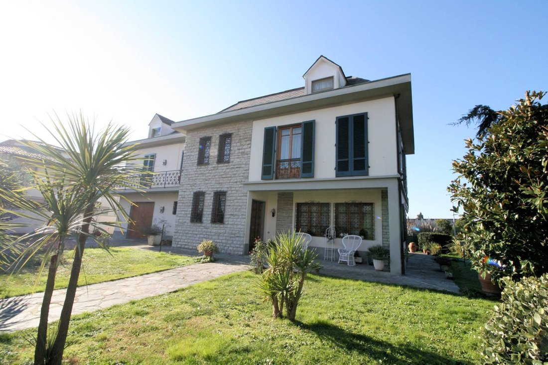 Villa in Santa Croce sull'Arno, Tuscany, Italy 1 - 12980622