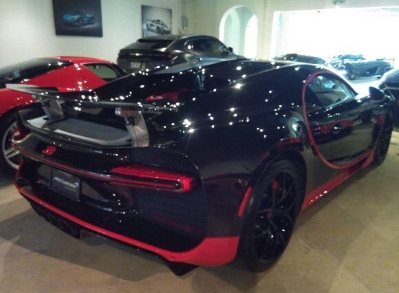 Bugatti Chiron in United States 2 - 12980611