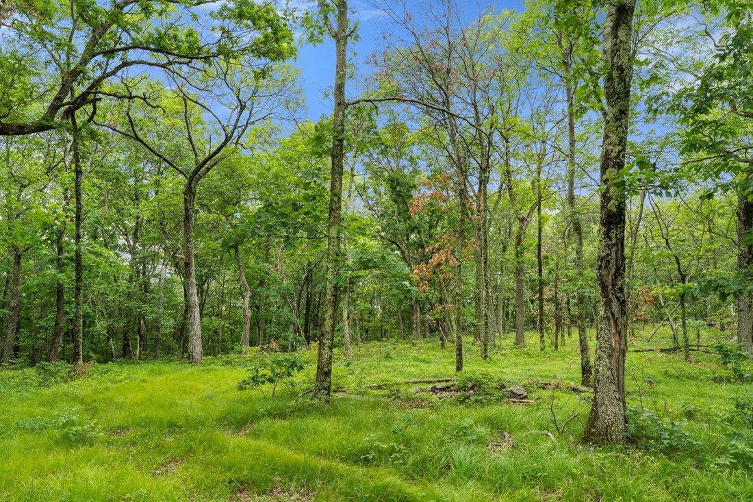 001 Kenmont Road In Kent, Connecticut, United States For Sale (12981675)