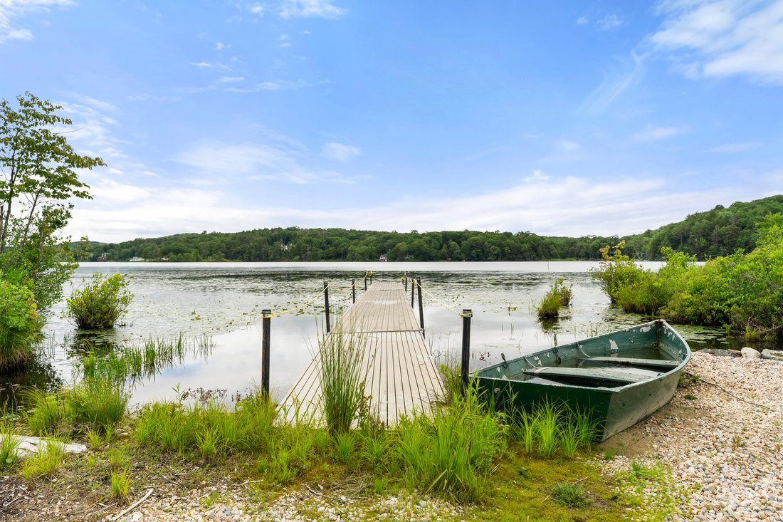 140 Kenmont Road In Kent, Connecticut, United States For Sale (12981675)