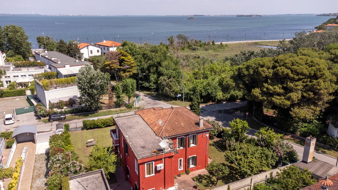 Villa in Isle of Lido, Veneto, Italy 3 - 12981823
