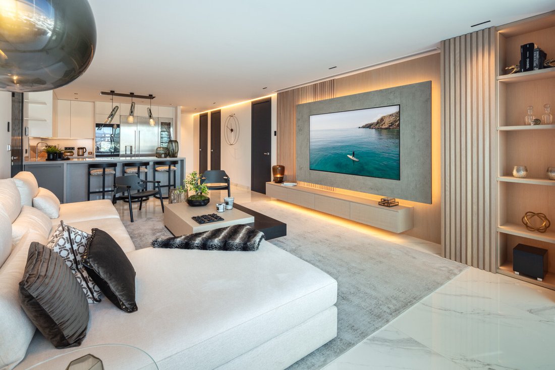 Apartment in Puerto Banus, Marbella, Spain 4 - 12981810