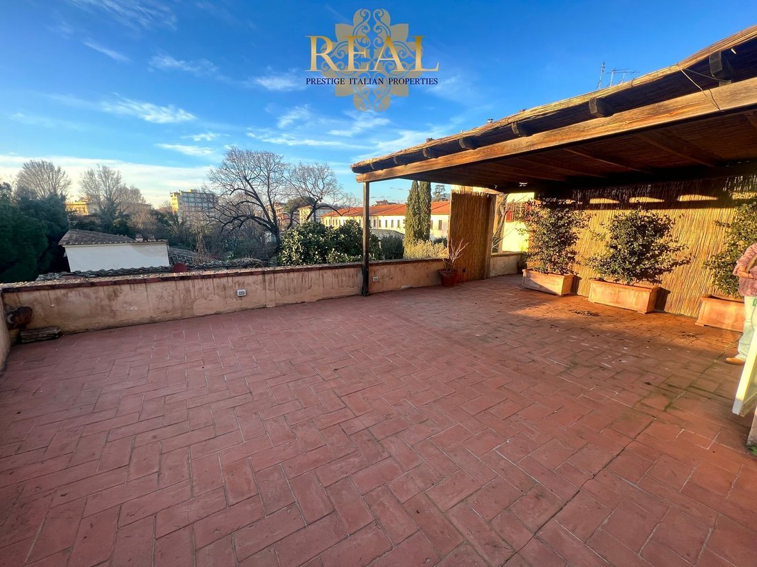 Firenze Apartment In Florence, Tuscany, Italy For Rent (12981874)