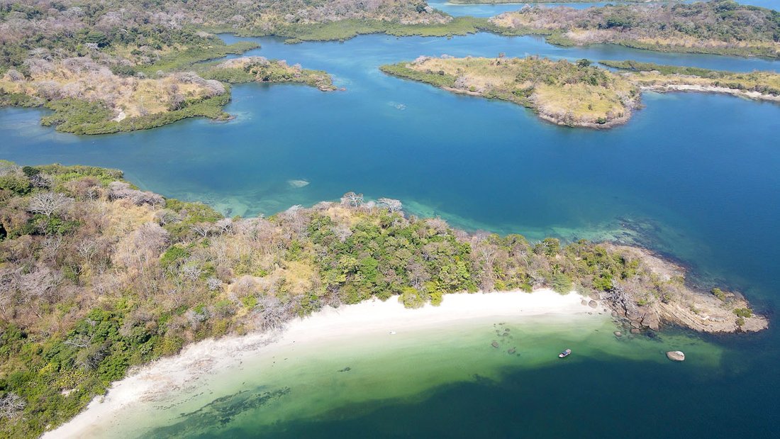 Twin Pearl Islands Isla Vivienda & Isla In Pearl Islands, Panama