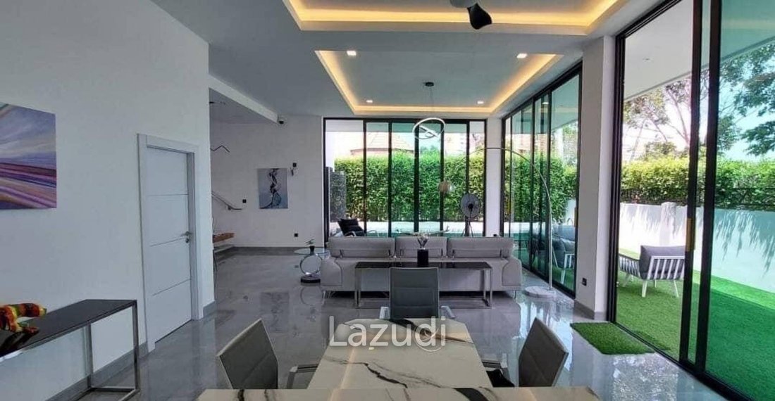 Villa in Pattaya City, Chon Buri, Thailand 3 - 12984379
