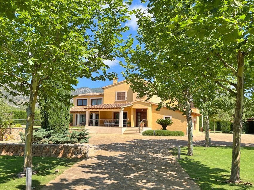 Chalet in Alaro, Balearic Islands, Spain 1 - 12982380