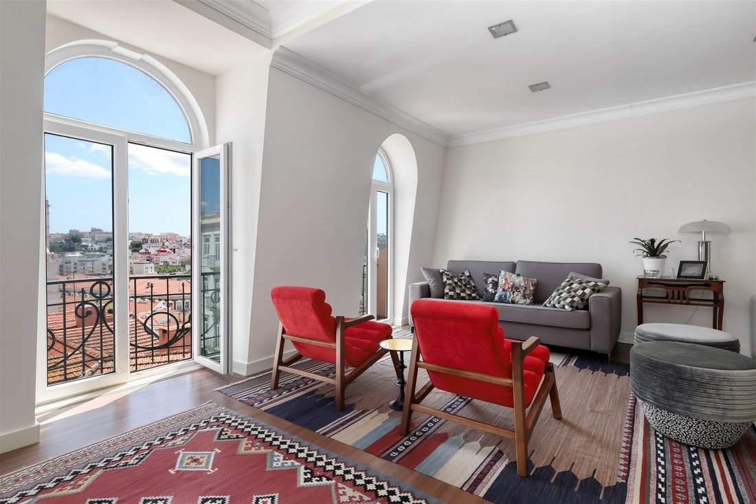 Apartment in Arroios, Lisbon, Portugal 1 - 12982307