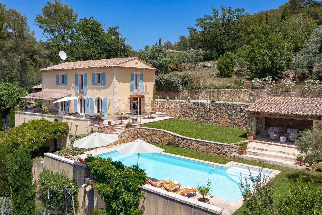 Provencal Villa With View And In Fayence, Provence Alpes Côte D'azur