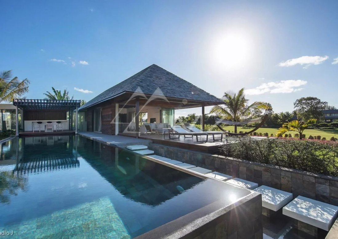 5 Bedrooms Villa On Golf In Beau Champ, Flacq District, Mauritius For