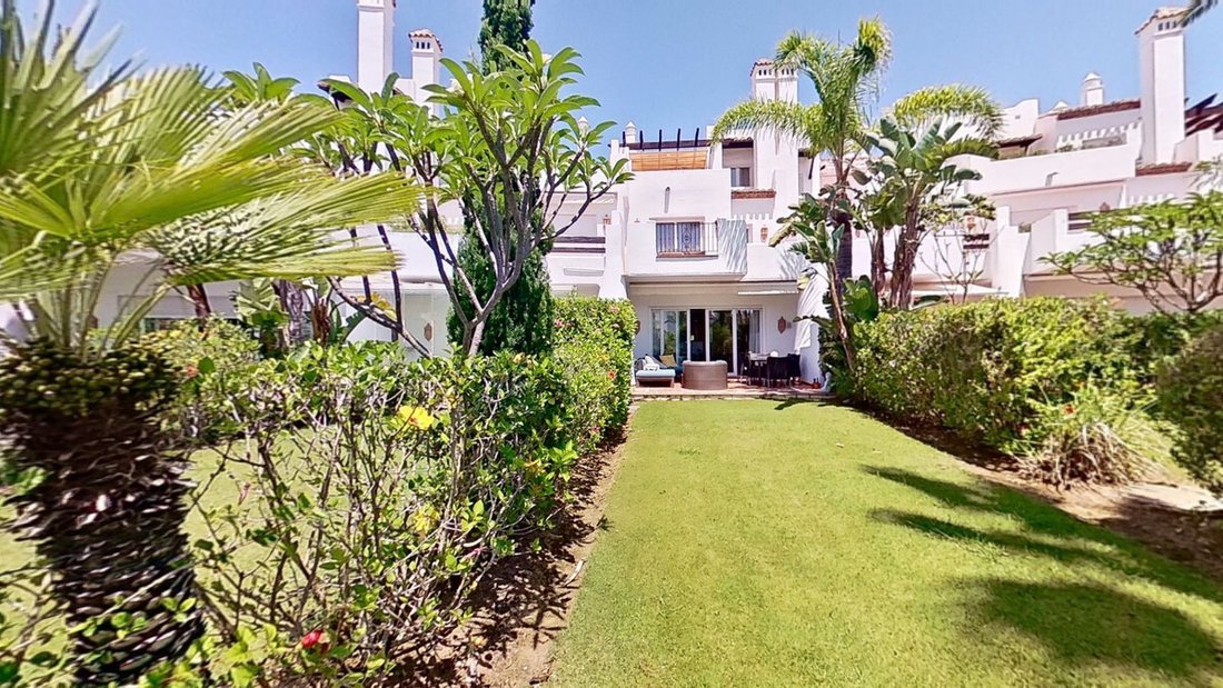 Villa in Estepona, Andalusia, Spain 2 - 12979491