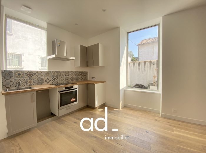 La Rochelle Apartment In La Rochelle, Nouvelle Aquitaine, France For Sale (12983884)