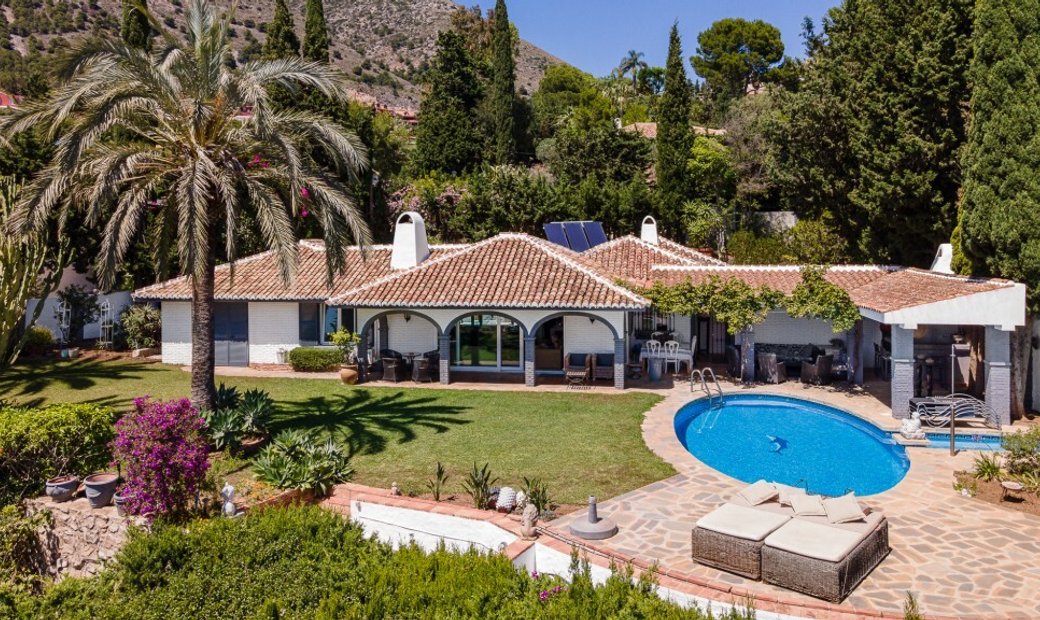 3 Bedrooms Villa La Capellania In La Capellania, Andalusia, Spain For