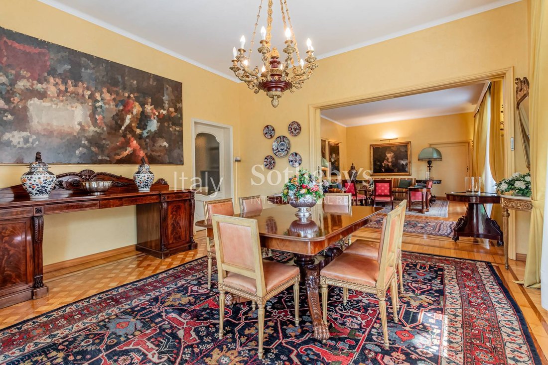 Exquisite Apartment In The Walkable Area Of Crocetta In Turin, Piedmont