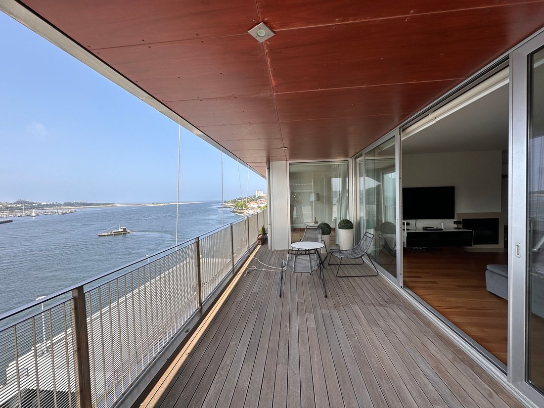 Luxury Apartment T5 In The Rio Douro In Porto, Porto District, Portugal For Sale (12983744)