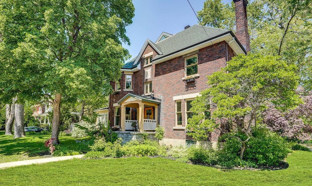 Saint Lambert, Montérégie In Saint Lambert, Québec, Kanada Zu Verkaufen