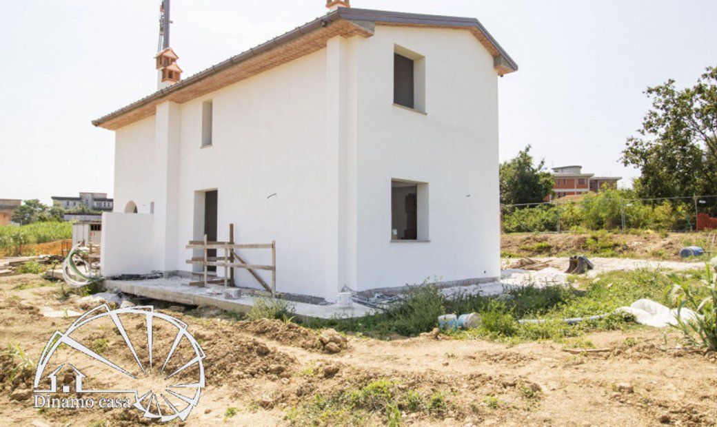 Prato Villa In Quarrata, Tuscany, Italy For Sale (12985963)