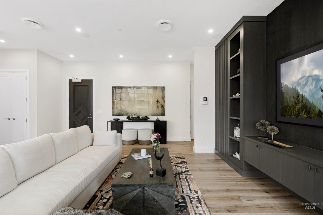 2 Bedrooms Condominium In Boise, Idaho, United States For Sale (12971471)