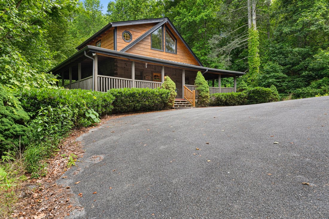 Luxury 3 Level Cabin In The Highly En Sevierville, Tennessee, Estados Unidos En Venta (12986095)
