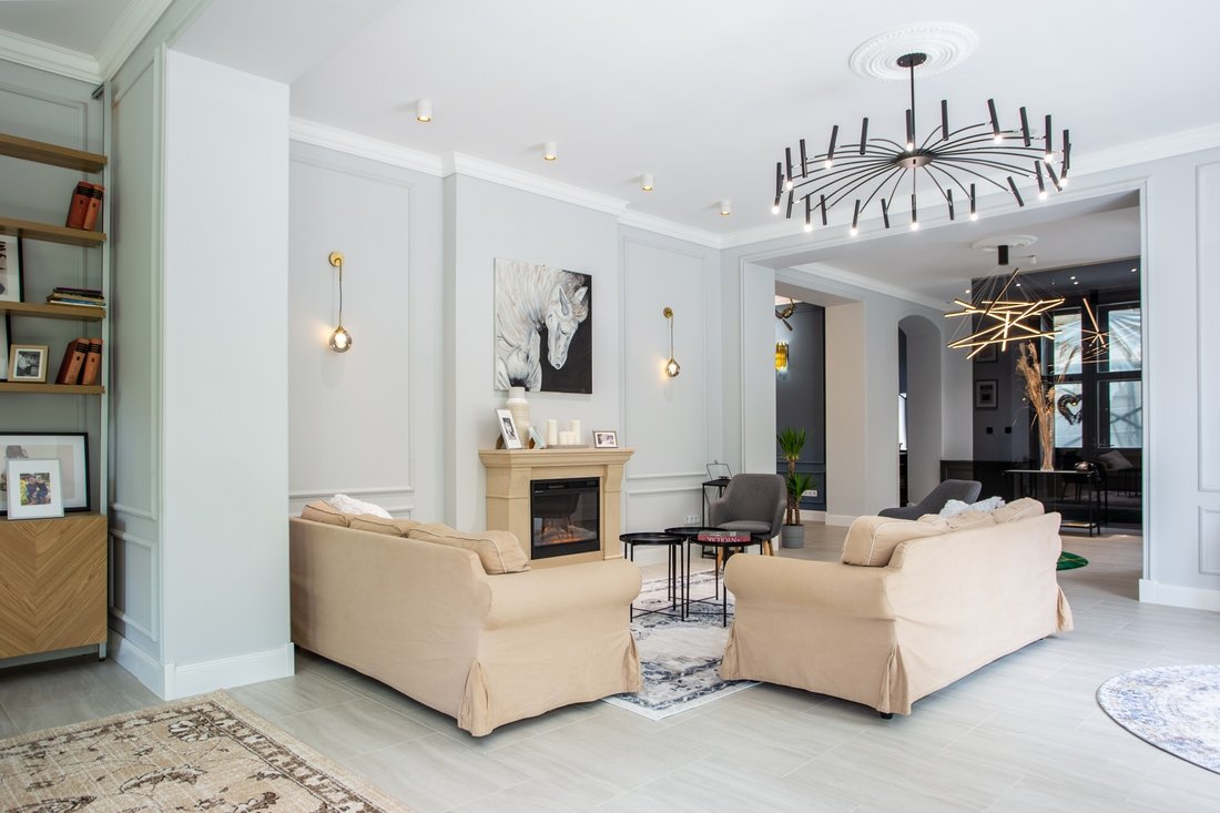 Impressive Villa For Sale At The Lake Balaton In Balatonföldvár