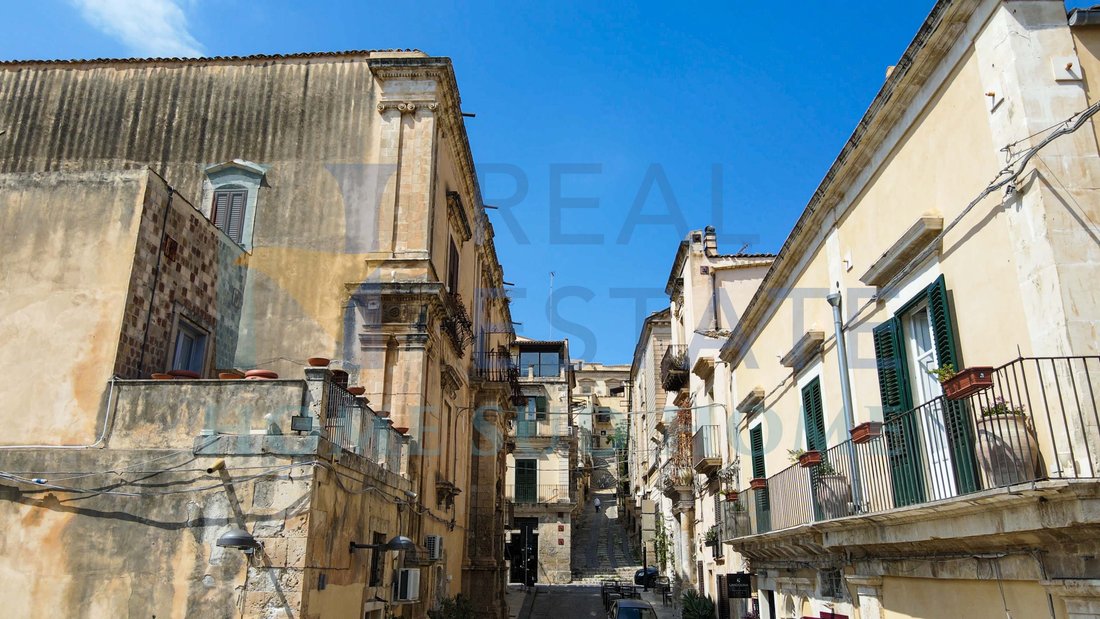 Dimora Del Loggiato Hsh 1711 2023 In Noto, Sicily, Italy For Sale