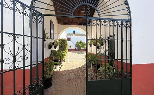 Casa di campagna a Carmona, Andalusia, Spagna 1