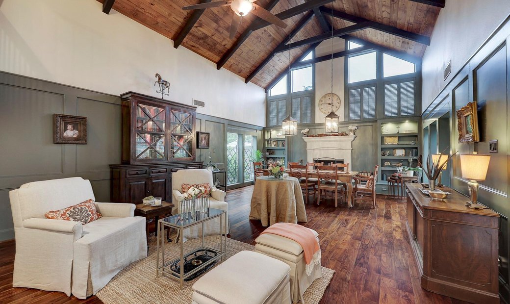 10027 Briar Drive In Houston, Texas, United States For Sale (12986193)