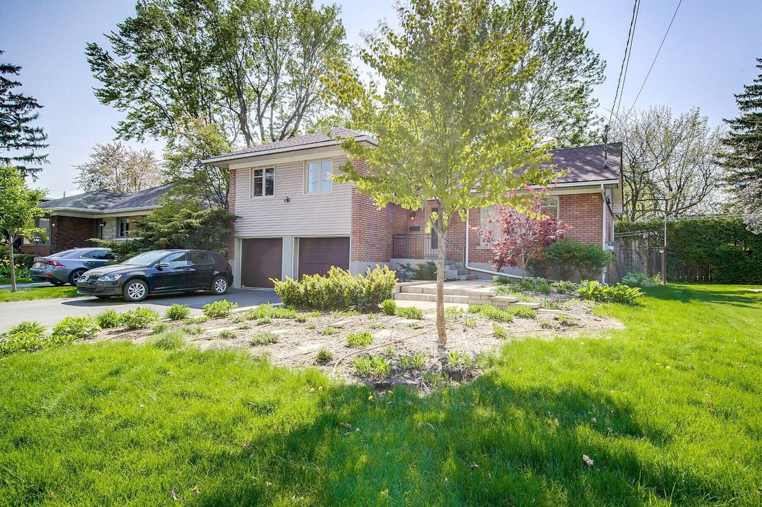 Saint Lambert, Montérégie In Saint Lambert, Quebec, Canada For Sale